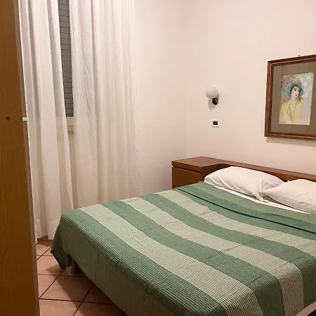 Grazia Palace Apartmanhotel *